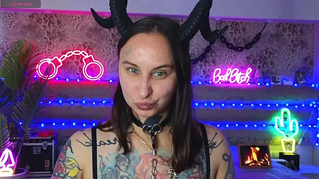 Cool Freak  online show from May 29, 10:13 am
