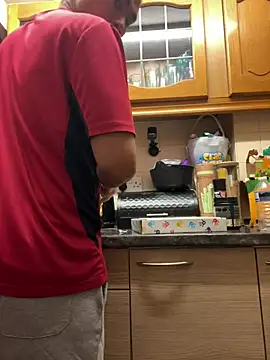 Snapshot of bigbrown- chatting on January 24, 5:21 am bigbrown- online show from January 24, 5:21 am