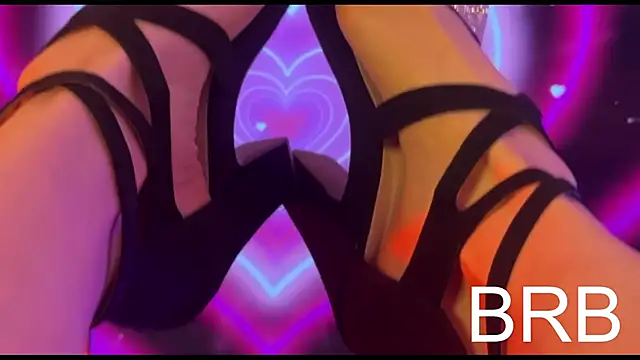  Jessy Moon  online show from January 10, 7:15 pm