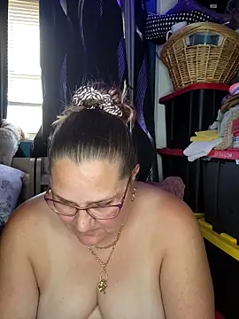 SexyNikki6969 online show from March 21, 10:35 pm