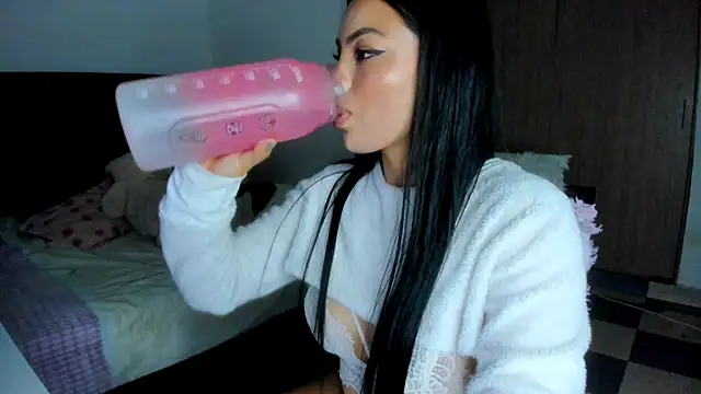 Snapshot of Daddysweeeetbody chatting on December 24, 3:16 am Daddysweeeetbody online show from December 24, 3:16 am