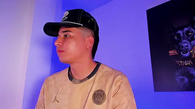 Snapshot of mastersboys chatting on November 9, 10:35 am mastersboys online show from November 9, 10:35 am