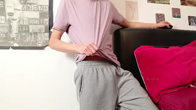 seraph1n online show from April 22, 11:17 pm