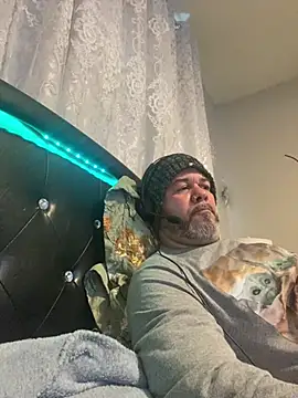 Cristian-Brayan online show from February 16, 9:00 pm