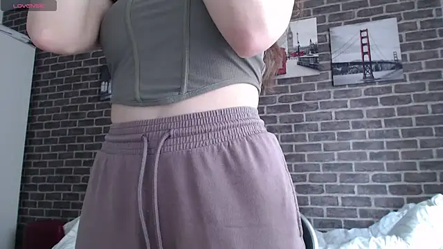  Hot Lady  online show from January 8, 1:41 pm