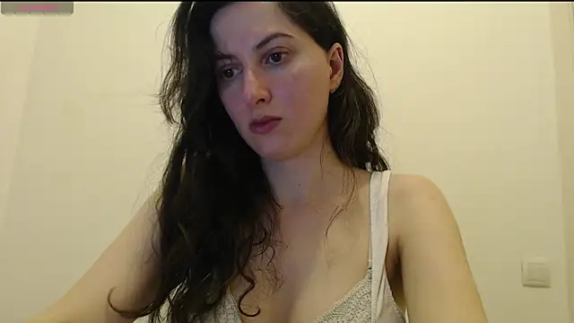  Hot Lady  online show from April 20, 9:05 pm