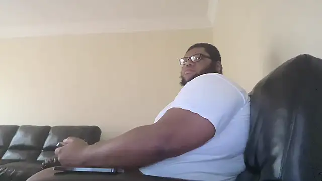 Chiblkchubottom2012 online show from February 26, 6:07 pm