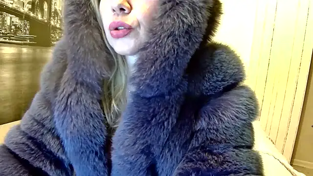 Snapshot of mesexylady34 chatting on January 16, 11:59 pm mesexylady34 online show from January 16, 11:59 pm