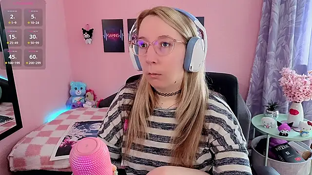 JustKerry online show from April 27, 8:01 am