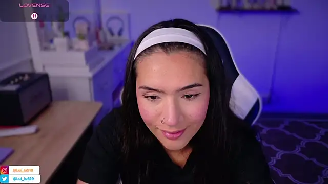 ImLui lu online show from November 29, 8:45 pm