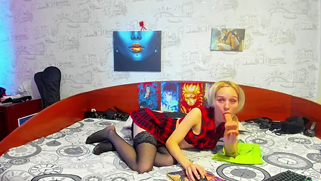 Snapshot of KagamiTayga chatting on March 23, 8:15 am KagamiTayga online show from March 23, 8:15 am