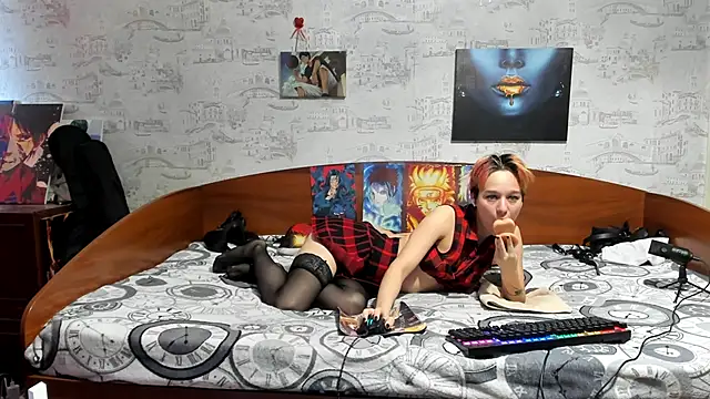 KagamiTayga online show from April 18, 2:48 am