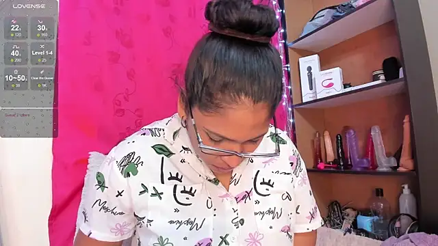 Snapshot of iriss_25 chatting on January 28, 6:28 pm iriss 25 online show from January 28, 6:28 pm