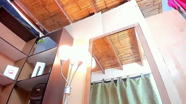 Snapshot of iriss_25 chatting on March 12, 3:07 pm iriss 25 online show from March 12, 3:07 pm