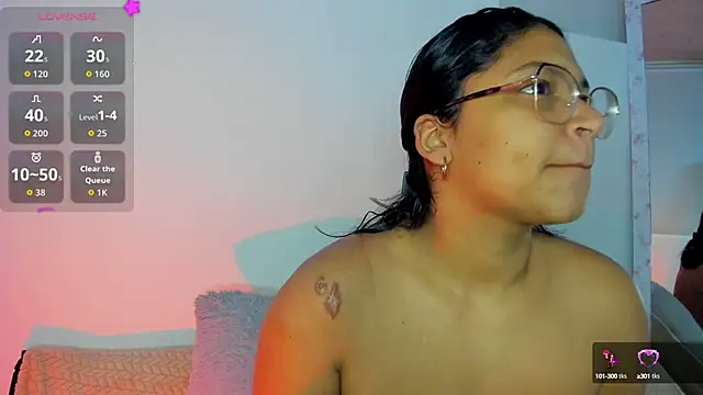 Snapshot of iriss_25 chatting on September 22, 11:23 am iriss 25 online show from September 22, 11:23 am