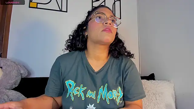 Snapshot of iriss_25 chatting on September 28, 9:36 am iriss 25 online show from September 28, 9:36 am