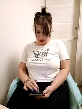 ROXOLANAA SEXY online show from October 21, 10:10 pm