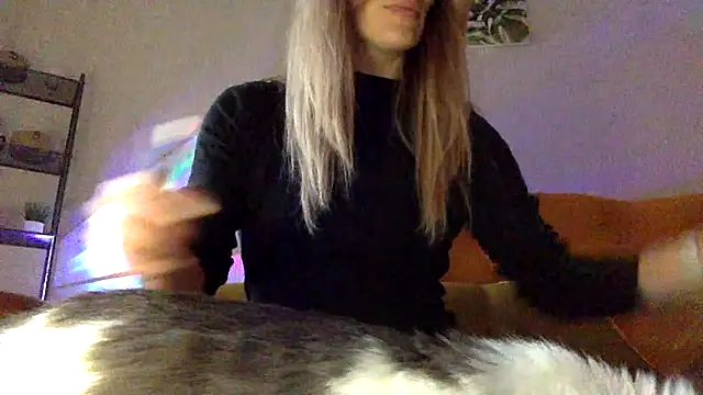 RebeccaMartinez online show from March 16, 12:44 pm