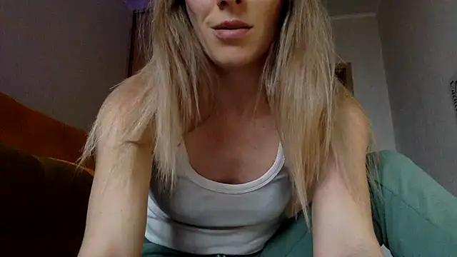 RebeccaMartinez online show from March 17, 5:34 am