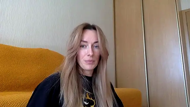 RebeccaMartinez online show from March 23, 8:26 am