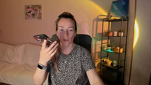 RebeccaMartinez online show from September 14, 10:58 am