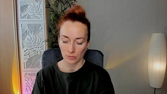 RebeccaMartinez online show from March 13, 7:15 am