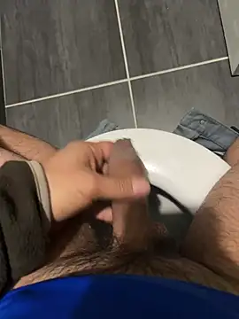 mattexhibe online show from March 8, 11:18 pm