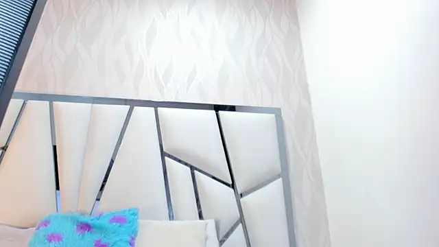 kimberly7  online show from October 6, 11:40 am