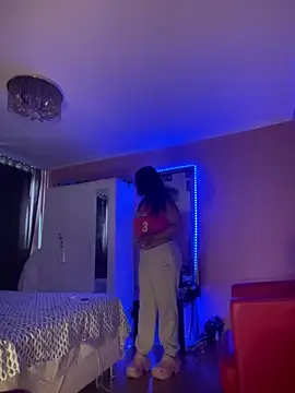 sophiahot thick online show from September 17, 11:01 am