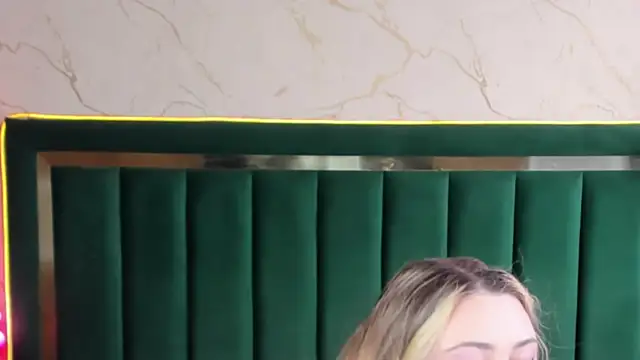 rosal1a online show from November 20, 9:53 am