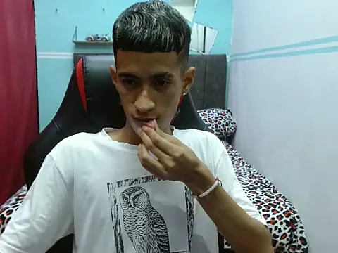 Angelstripboy online show from October 8, 10:07 pm