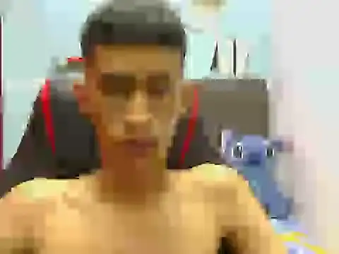 Snapshot of Angelstripboy chatting on May 11, 11:35 pm Angelstripboy online show from May 11, 11:35 pm