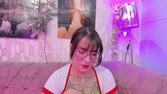 DEVA BLUE  online show from December 7, 4:20 am