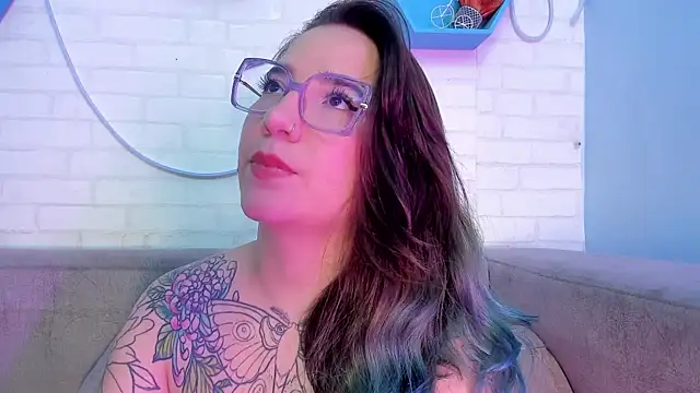 DEVA BLUE  online show from March 6, 6:52 am