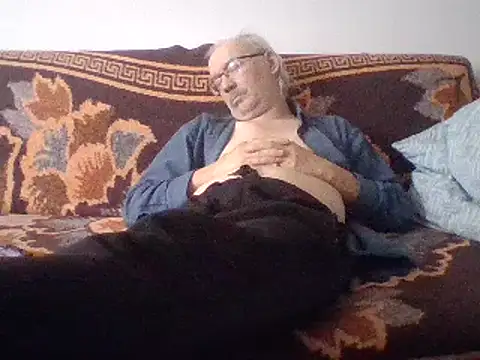 cumloverboyxx69 online show from January 18, 1:08 pm