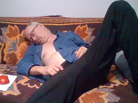 cumloverboyxx69 online show from February 5, 10:33 pm