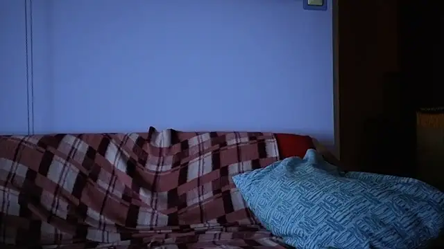 cumloverboyxx69 online show from December 15, 2:32 pm