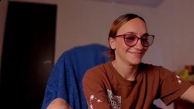 Snapshot of _lh_ chatting on March 21, 3:02 pm  lh  online show from March 21, 3:02 pm