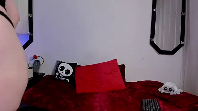 Amy Aloqua online show from March 5, 3:52 pm