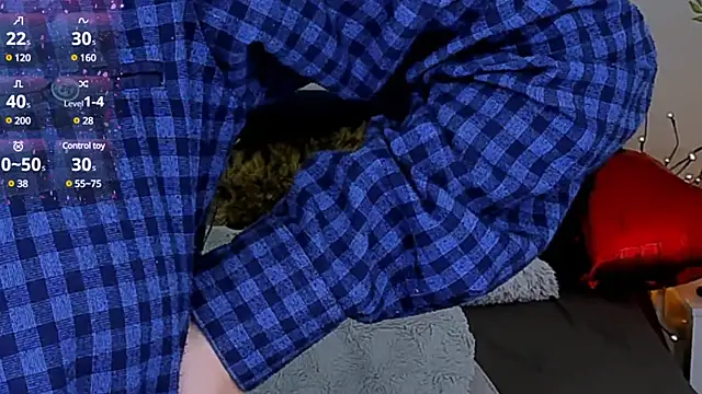 Snapshot of JeannieFox_ chatting on February 11, 3:40 pm JeannieFox online show from February 11, 3:40 pm