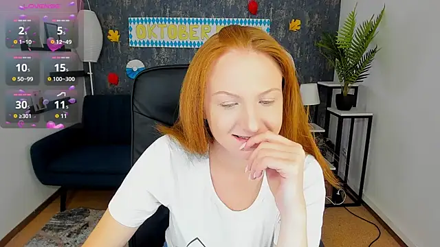 Snapshot of JeannieFox_ chatting on September 15, 6:24 am JeannieFox online show from September 15, 6:24 am