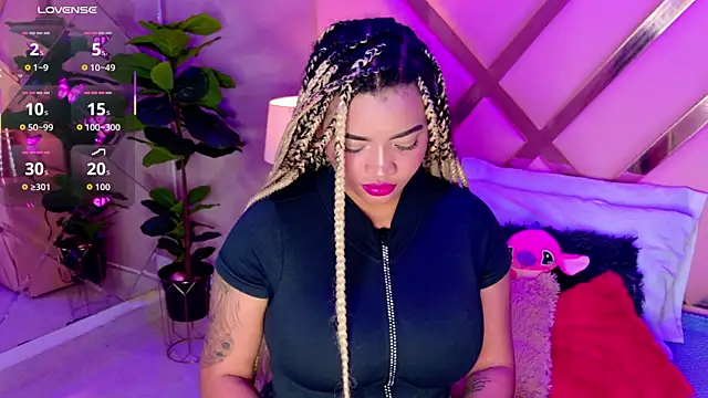 MalaikaBrown online show from January 17, 4:06 am