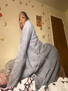 Iceblanca online show from December 4, 7:50 am