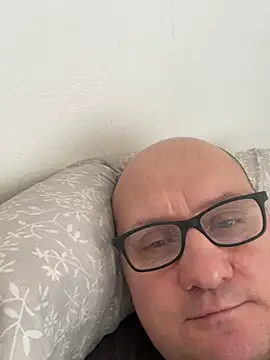 vanjbi45 online show from February 20, 9:11 am