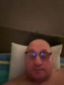 vanjbi45 online show from September 25, 9:18 pm