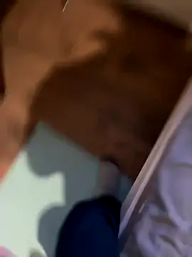 vanjbi45 online show from November 5, 6:13 am