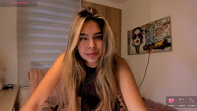 AnitaHaywood  online show from December 4, 11:19 am