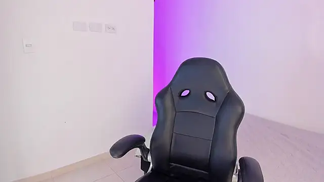 AnitaHaywood  online show from November 28, 9:28 pm