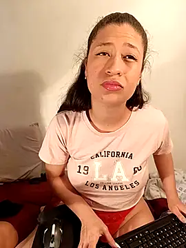 AmazingFuckCam online show from February 22, 10:09 pm