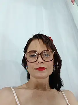 Snapshot of Meganlola chatting on July 31, 2:05 pm Meganlola online show from July 31, 2:05 pm